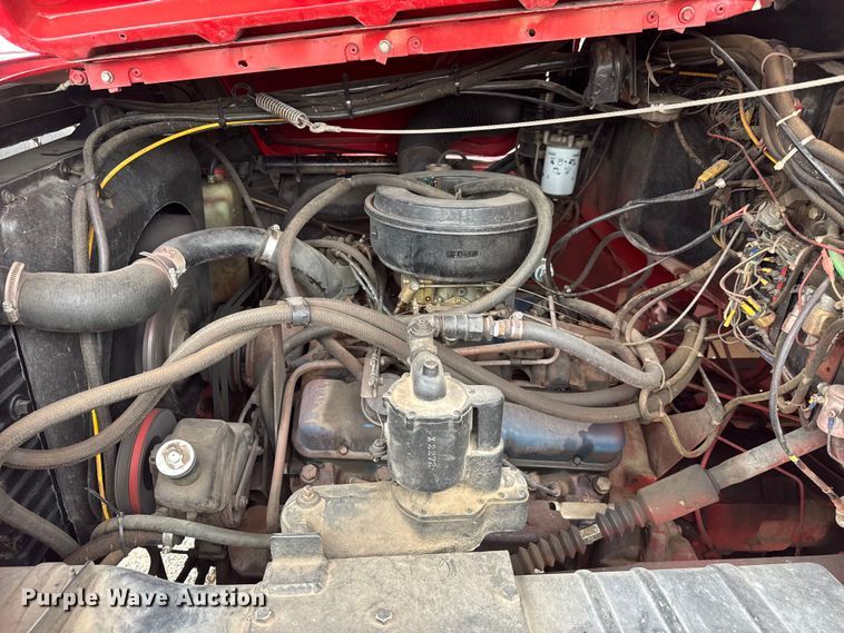 image for item DY0214 1978 Ford F800 fire truck