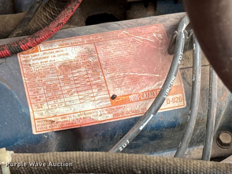 image for item DY0214 1978 Ford F800 fire truck