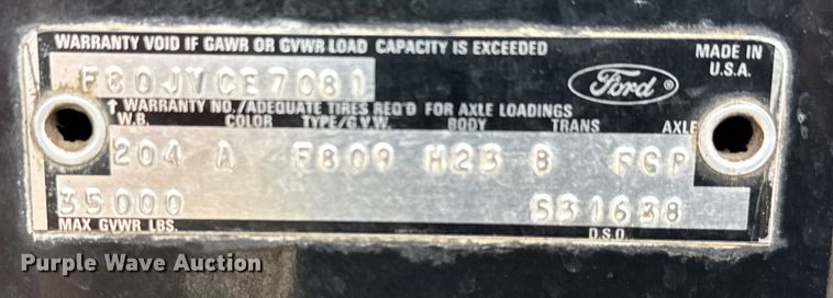 image for item DY0214 1978 Ford F800 fire truck