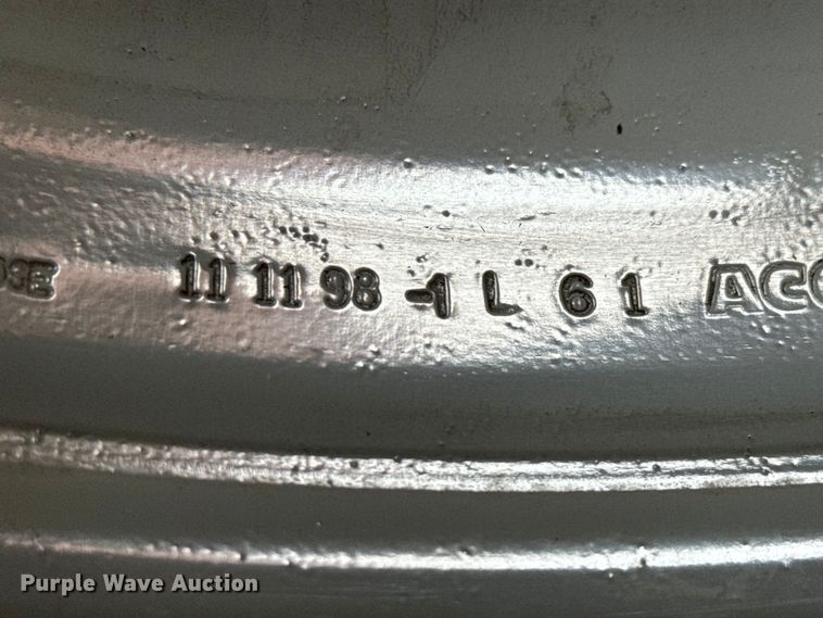 image for item DY0216 (6) Accuride wheels