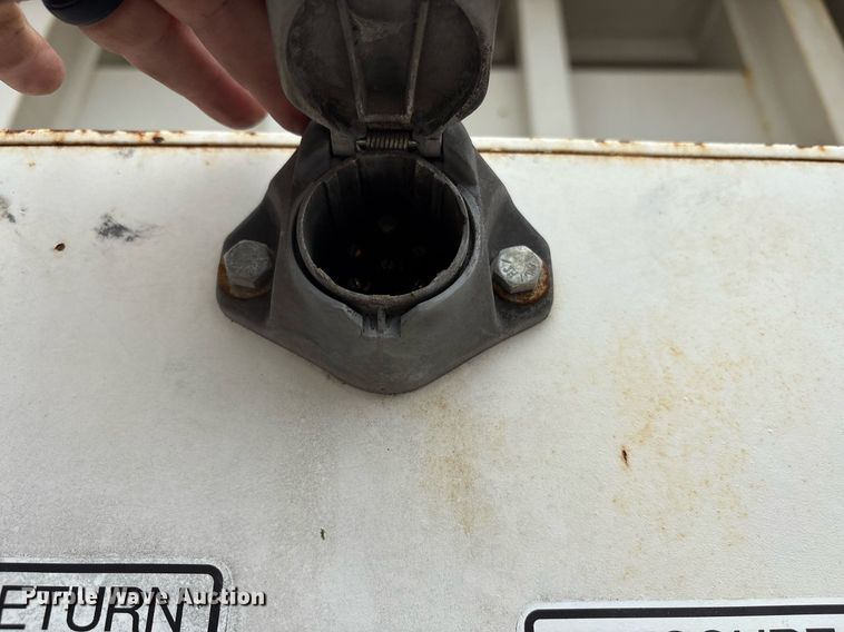 image for item DY0540 2013 Wilkens 4075FLE refuse trailer