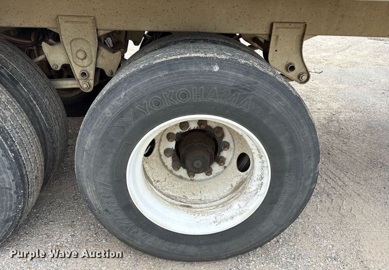 image for item DY0540 2013 Wilkens 4075FLE refuse trailer