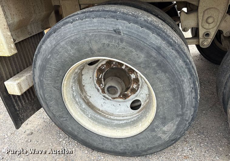 image for item DY0540 2013 Wilkens 4075FLE refuse trailer