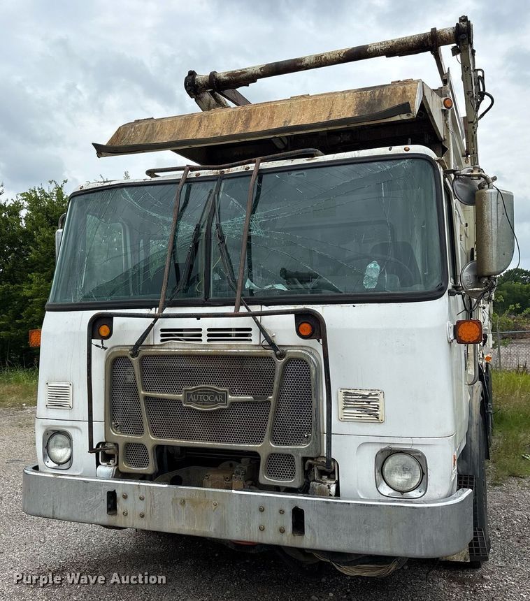 image for item DY0541 2017 Autocar ACX Xpeditor refuse truck