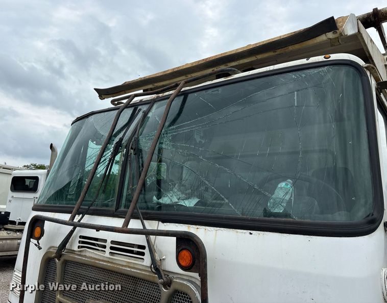 image for item DY0541 2017 Autocar ACX Xpeditor refuse truck