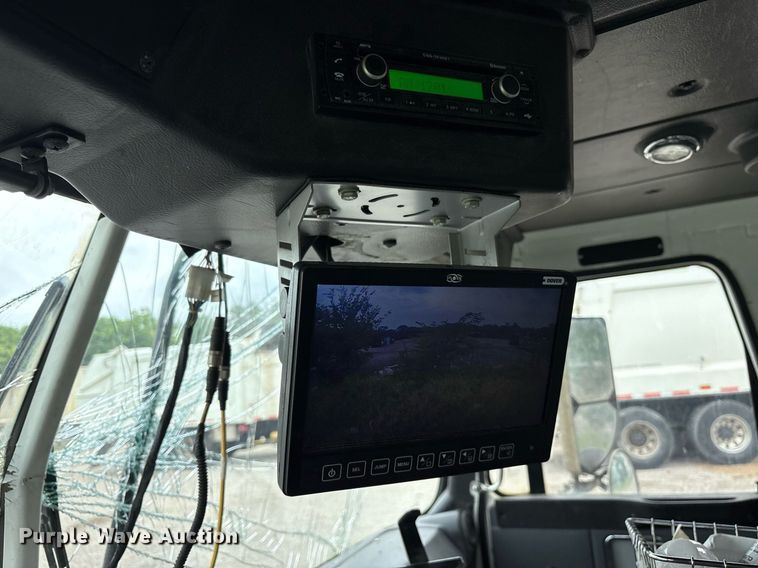 image for item DY0541 2017 Autocar ACX Xpeditor refuse truck