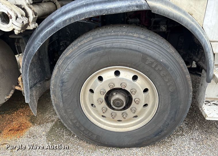 image for item DY0541 2017 Autocar ACX Xpeditor refuse truck