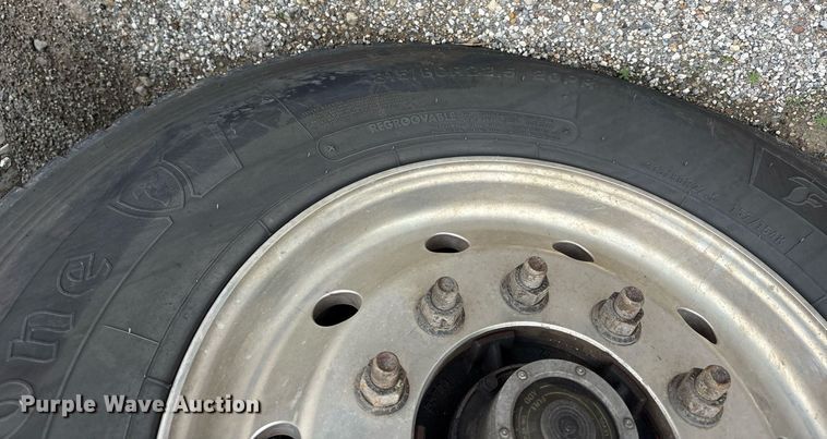 image for item DY0541 2017 Autocar ACX Xpeditor refuse truck