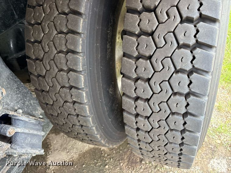 image for item DY0541 2017 Autocar ACX Xpeditor refuse truck