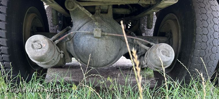 image for item DY0541 2017 Autocar ACX Xpeditor refuse truck