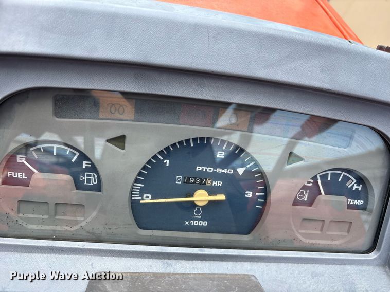 image for item DY0542 Kubota L4310 tractor