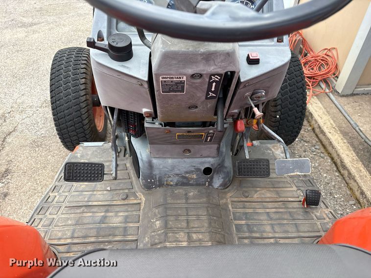 image for item DY0542 Kubota L4310 tractor