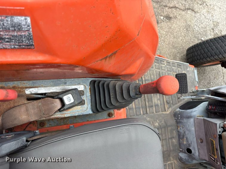 image for item DY0542 Kubota L4310 tractor