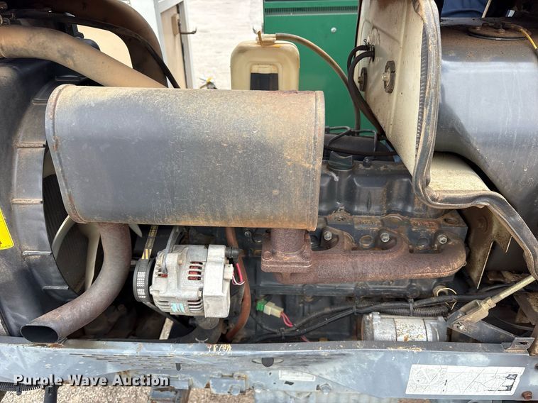 image for item DY0542 Kubota L4310 tractor