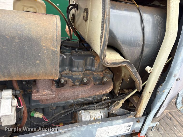 image for item DY0542 Kubota L4310 tractor