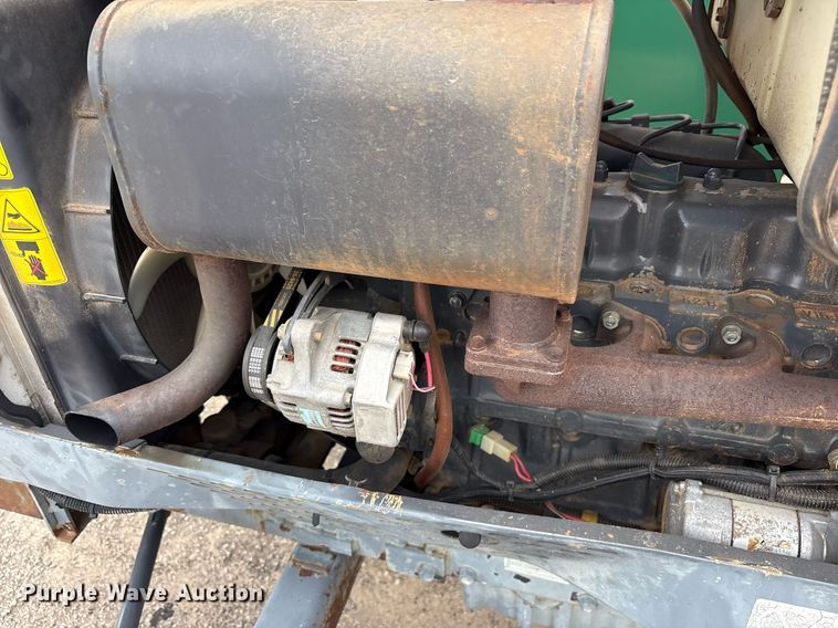 image for item DY0542 Kubota L4310 tractor