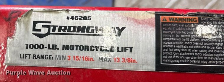 image for item DY0547 Strongway motorcycle lift 