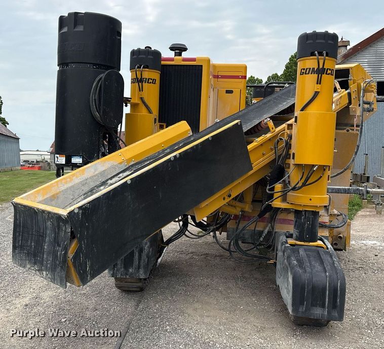 image for item DY0549 2018 Gomaco GT3600 slipform paver