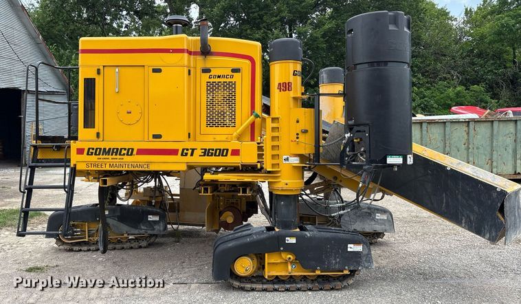 image for item DY0549 2018 Gomaco GT3600 slipform paver