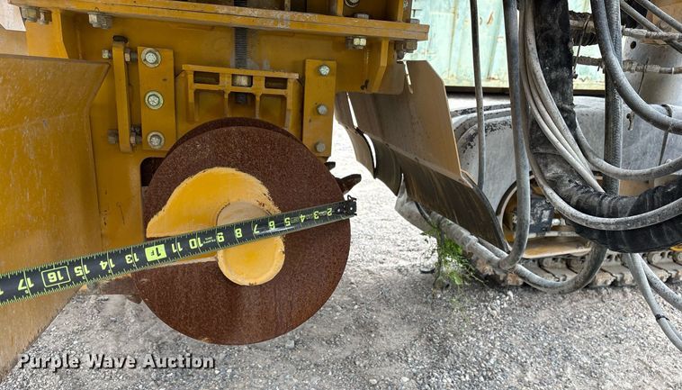 image for item DY0549 2018 Gomaco GT3600 slipform paver