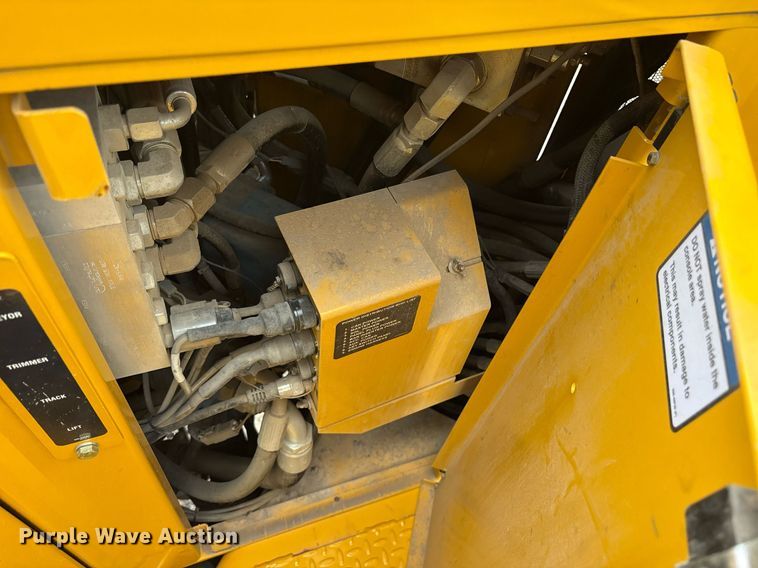 image for item DY0549 2018 Gomaco GT3600 slipform paver