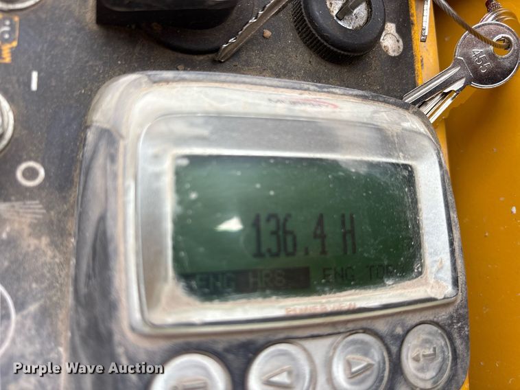 image for item DY0549 2018 Gomaco GT3600 slipform paver