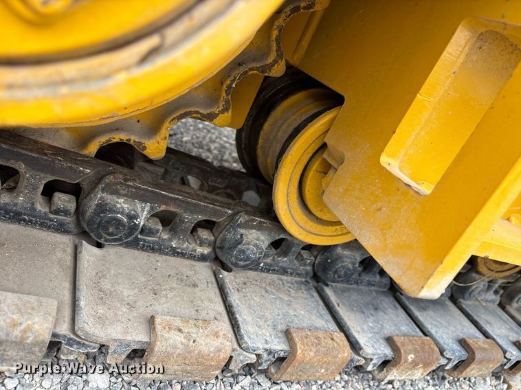 image for item DY0549 2018 Gomaco GT3600 slipform paver