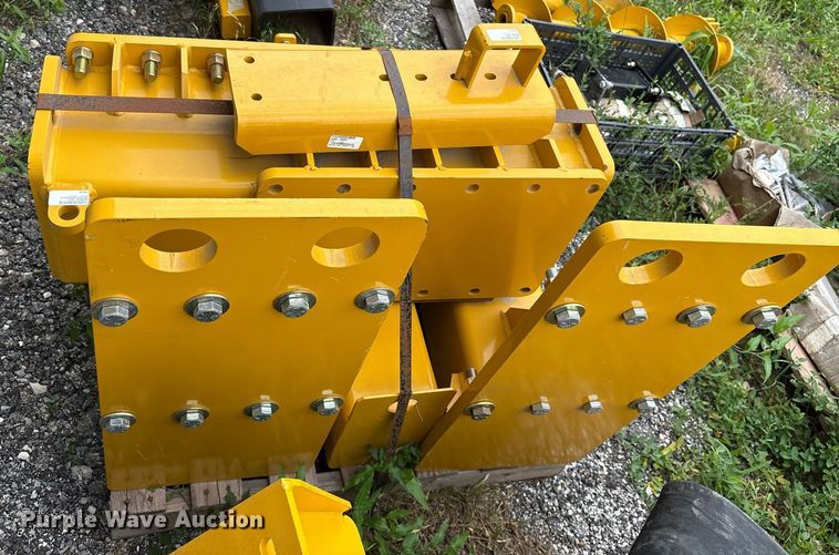 image for item DY0549 2018 Gomaco GT3600 slipform paver