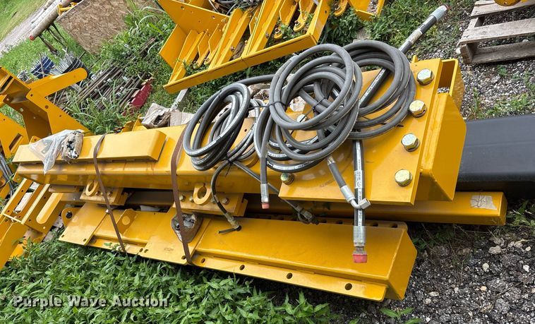 image for item DY0549 2018 Gomaco GT3600 slipform paver