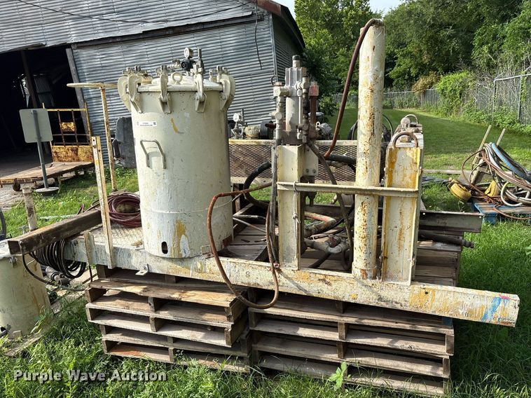 image for item DY0550 EZ-Liner paint striper