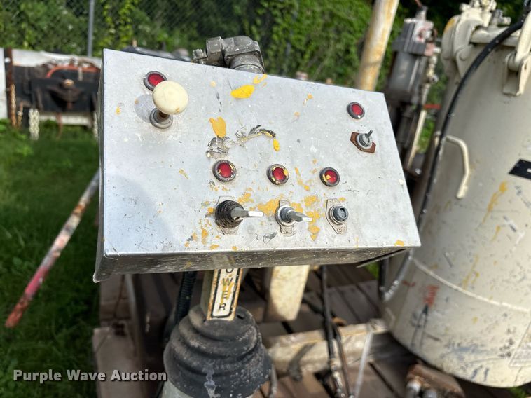 image for item DY0550 EZ-Liner paint striper