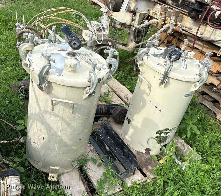 image for item DY0550 EZ-Liner paint striper