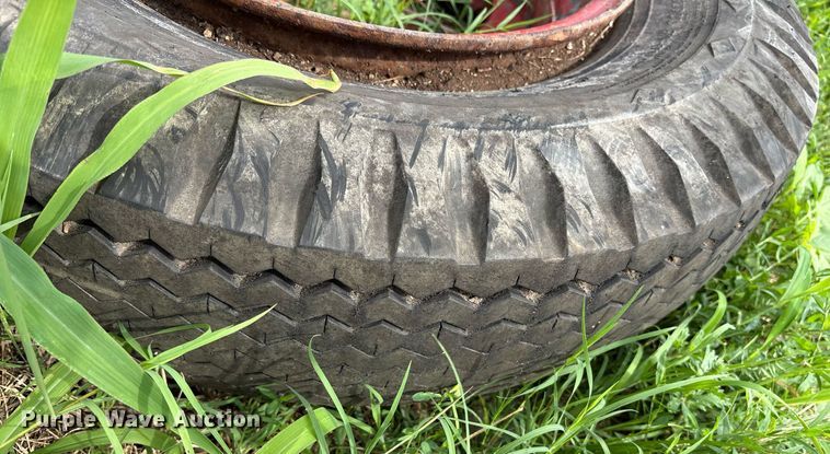 image for item DY0551 (8) tires