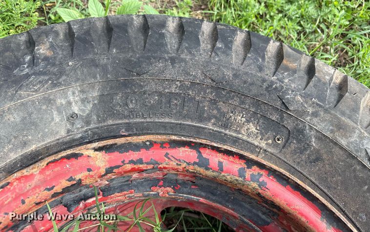 image for item DY0551 (8) tires