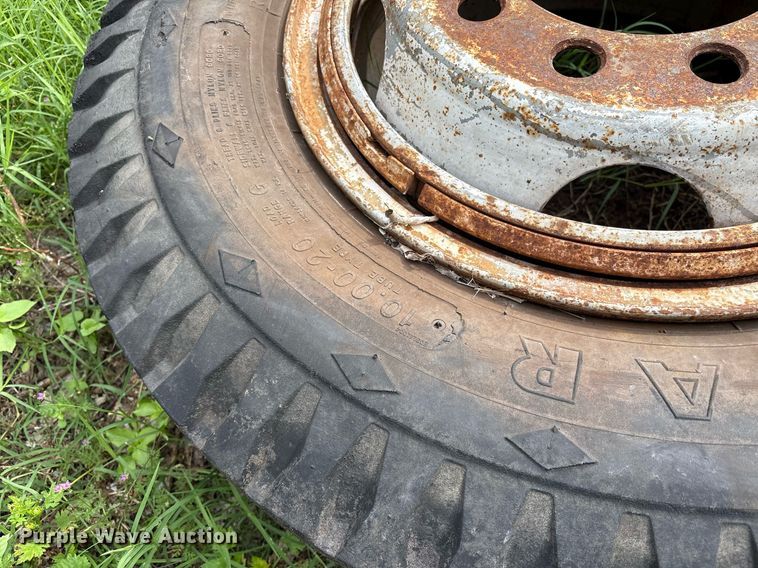 image for item DY0551 (8) tires