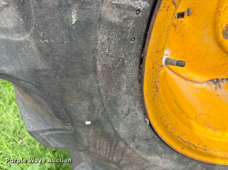 image for item DY0551 (8) tires