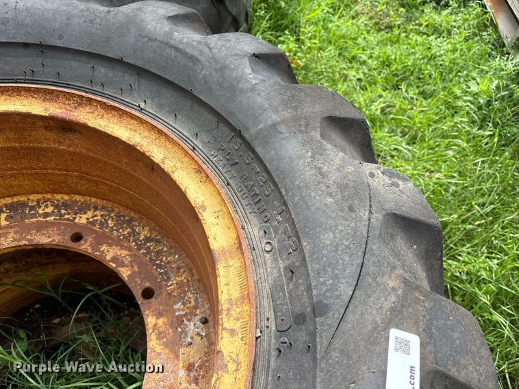 image for item DY0551 (8) tires