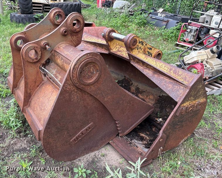 image for item DY0553 (3) excavator buckets