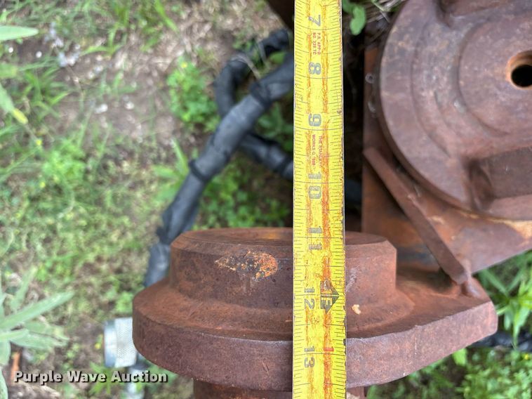 image for item DY0554 Helac clamshell bucket