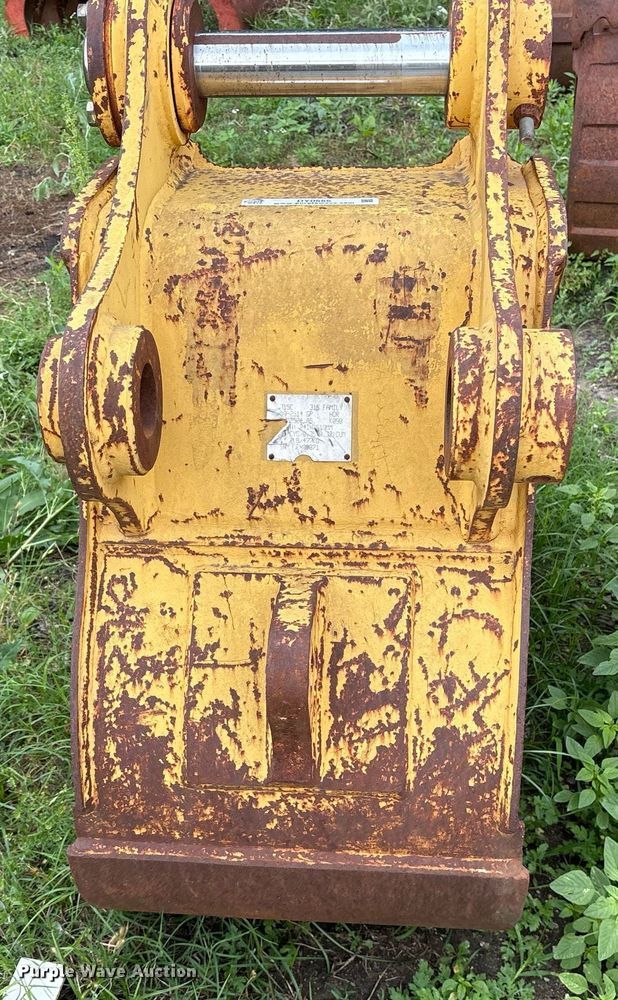 image for item DY0555 Caterpillar 315C excavator bucket