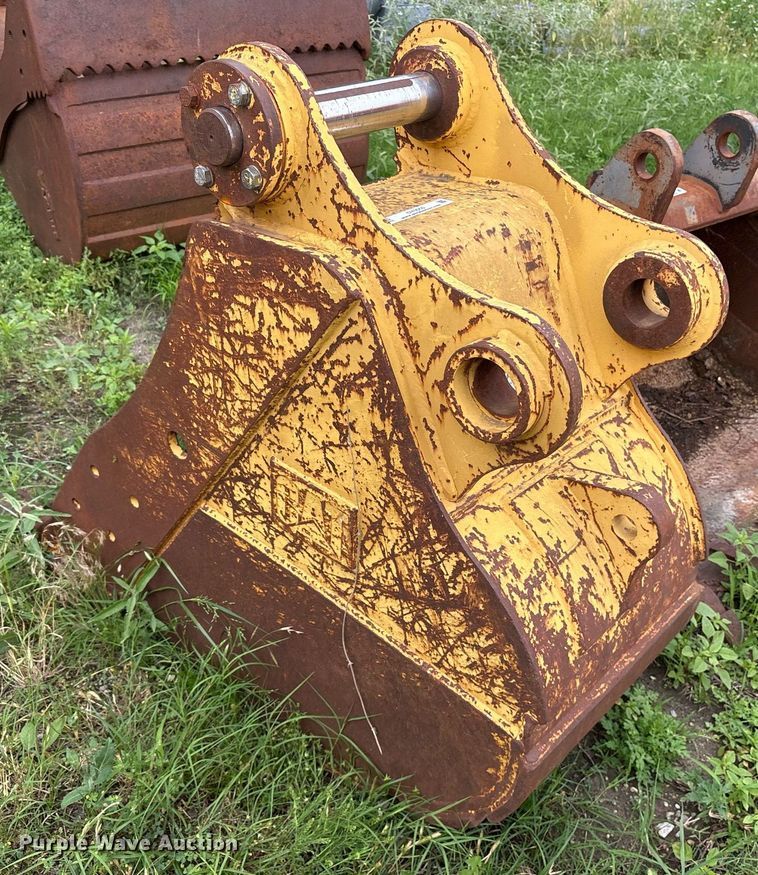 image for item DY0555 Caterpillar 315C excavator bucket