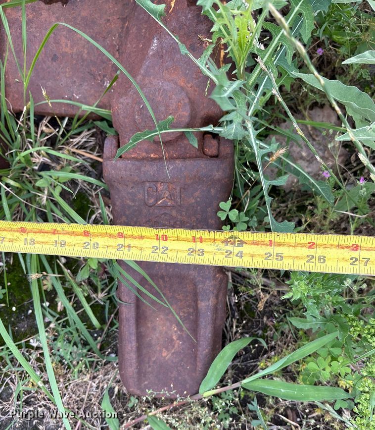 image for item DY0555 Caterpillar 315C excavator bucket