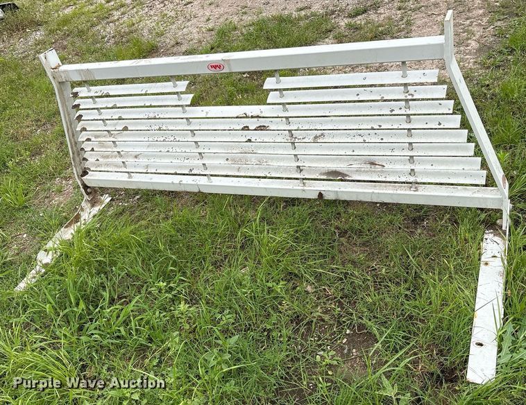 image for item DY0557 RKI headache rack 