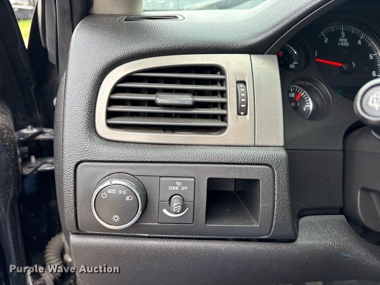 image for item DY0559 2013 Chevrolet Tahoe Police  SUV