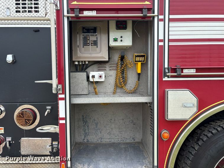 image for item DY0560 2009 Pierce Manufacturing Custom Contender pumper fire truck