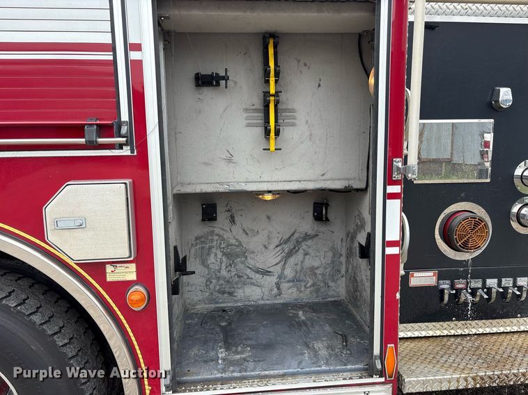 image for item DY0560 2009 Pierce Manufacturing Custom Contender pumper fire truck