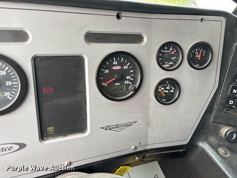 image for item DY0560 2009 Pierce Manufacturing Custom Contender pumper fire truck