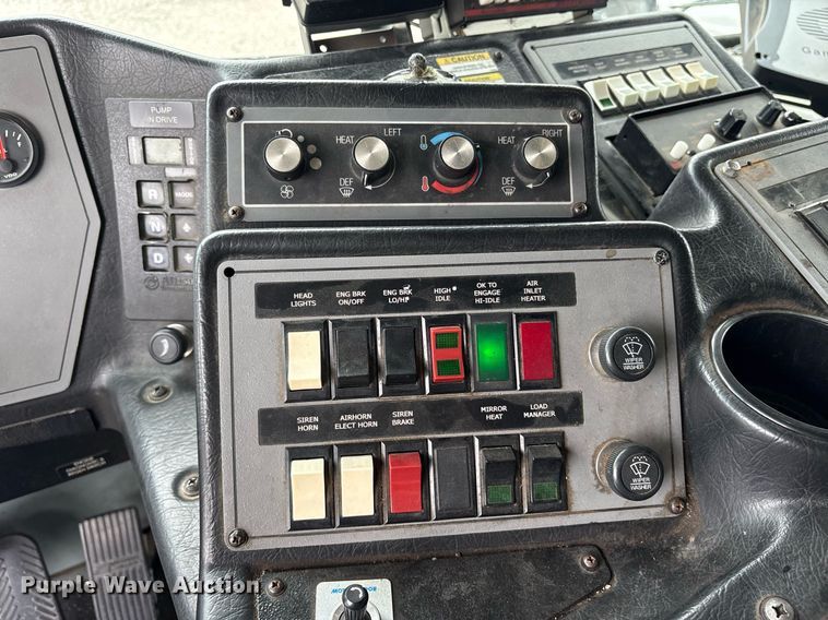 image for item DY0560 2009 Pierce Manufacturing Custom Contender pumper fire truck