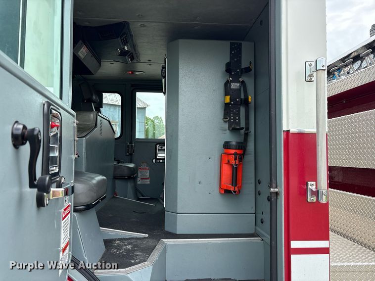 image for item DY0560 2009 Pierce Manufacturing Custom Contender pumper fire truck