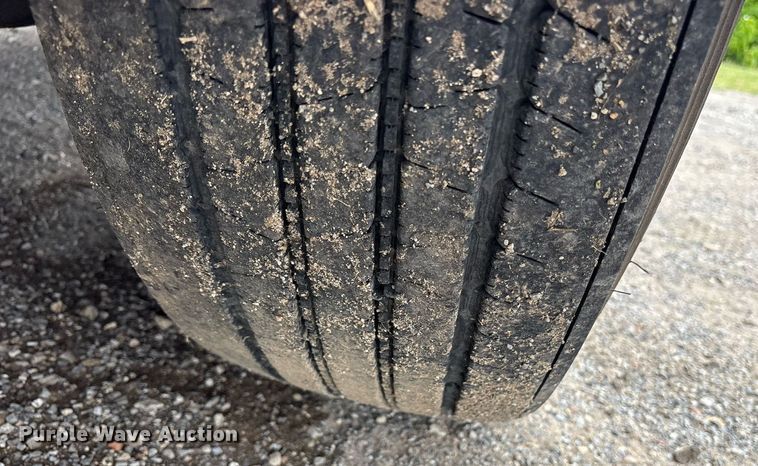 image for item DY0560 2009 Pierce Manufacturing Custom Contender pumper fire truck